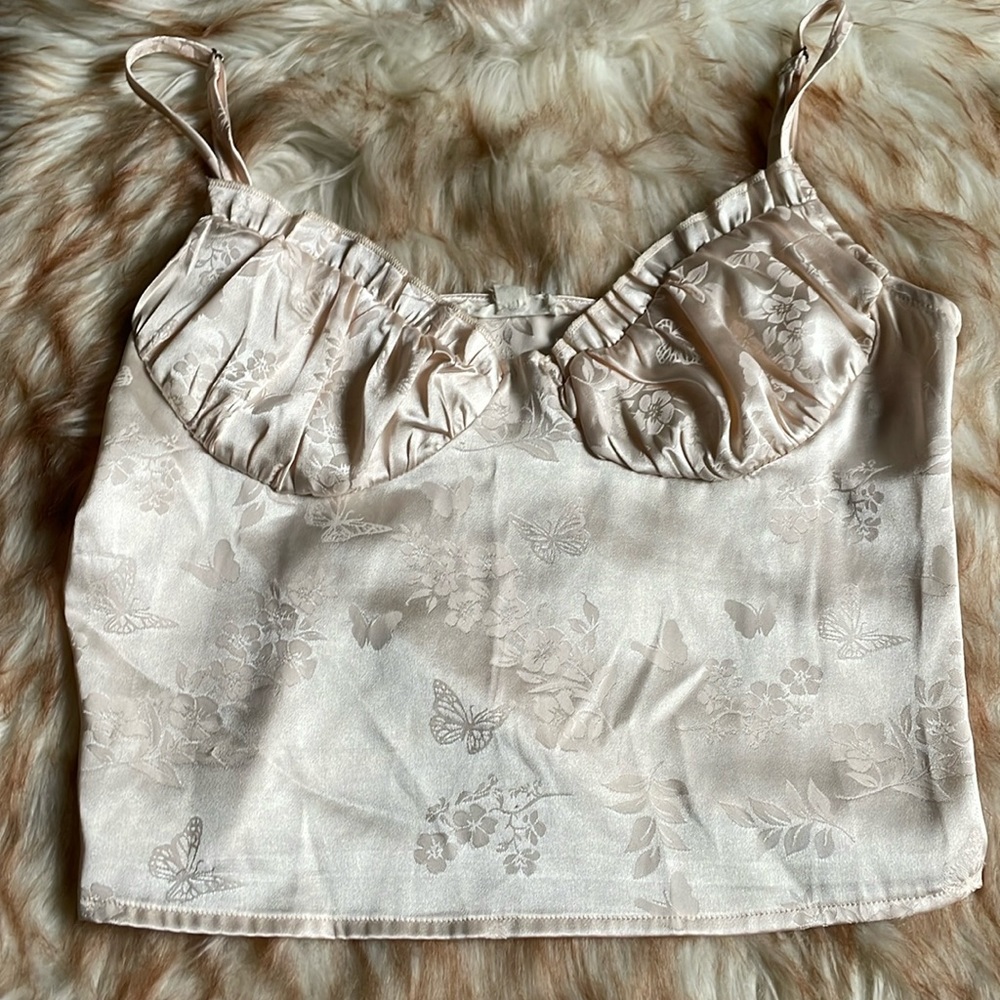 Too small. Worn once